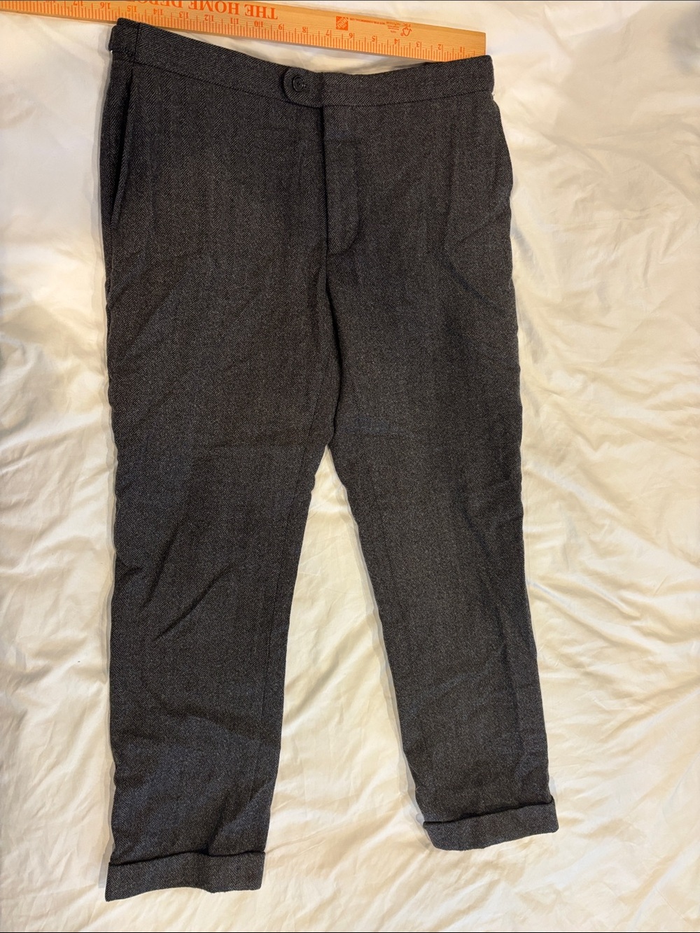 Men’s Tailored Dress Pants in Charcoal Gray
